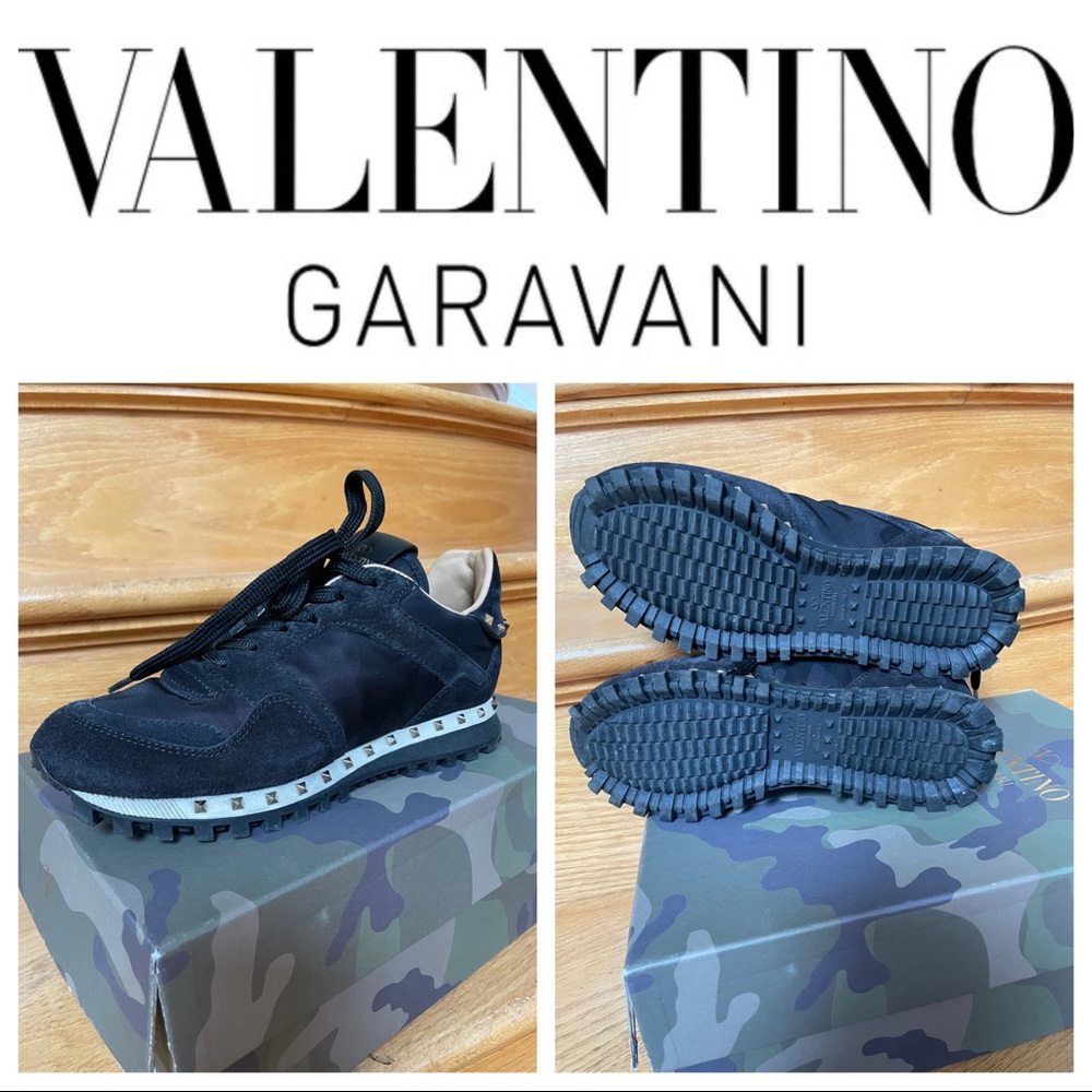 Authentic Valentino Garavani rockstud sneakers